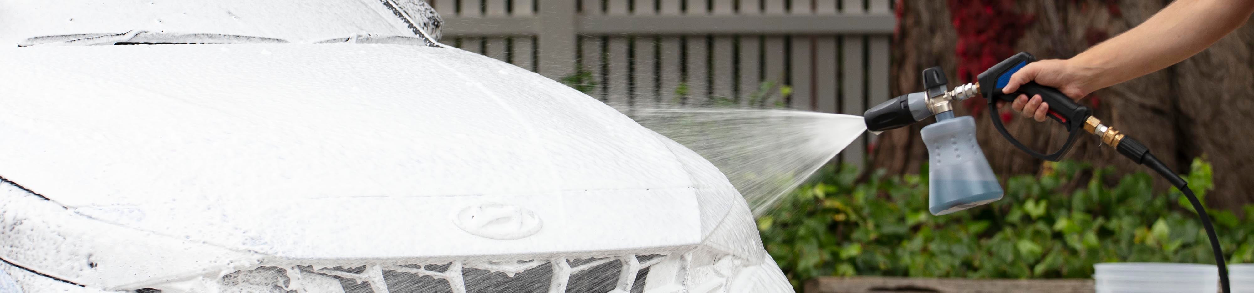 mtm foam cannon action shot
