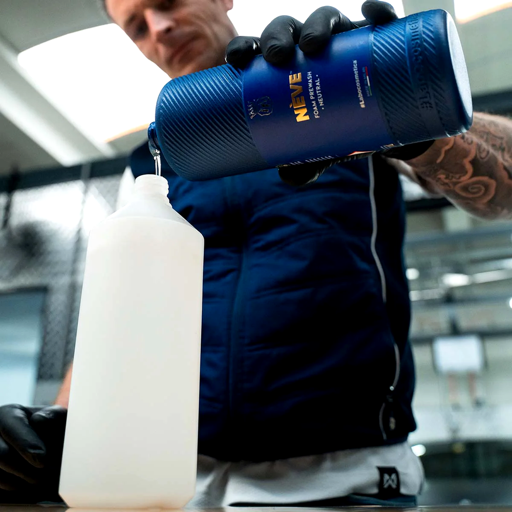 Labocosmetica NEVE Neutral pH Foam Prewash | Coating-Safe Clingy Pre-Soak With High Lubrication